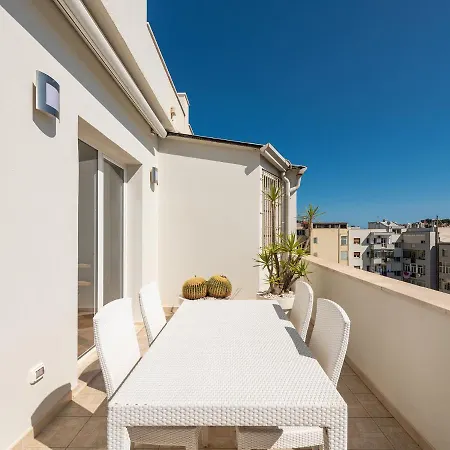 Penthouse Center * Cagliari