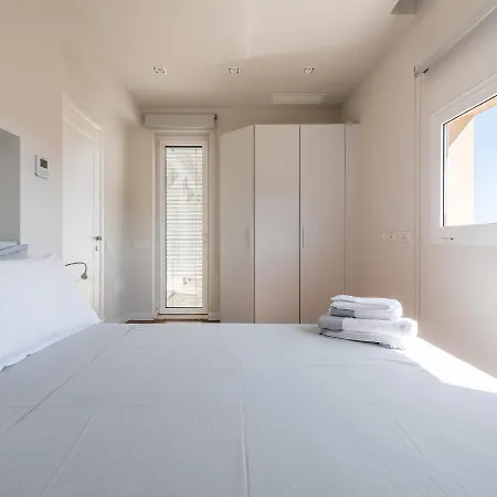 Penthouse Center